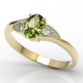 Pierścionek z 14k żółtego złota z oliwinem 1ct i 2 diamentami 0,08ct
