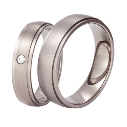 Obrączki z tytanu z cyrkonią Swarovski