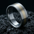 AH-Primo-3-Trauring-aus-Titan-und-Gelbgold.webp
