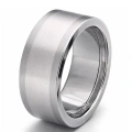 AH-Hardy-1-Trouwring-van-titanium-en-witgoud-10-mm.webp