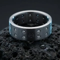 AH-Sado-Macho-3-Snubní-prsten-z-titanu-s-30-diamanty-0-30-ct.webp