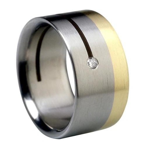 Obrączka z tytanu i żółtego złota z diamentem 10 mm