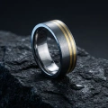 AH-Zebra-waska-7-matter-titanring-goldstreifen-14-karat-flach.webp