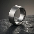 AH-D-sam-6-brede-matte-titanium-ring-plat.webp
