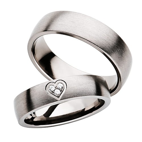 Obrączki z tytanu z 3 diamentami 0-03ct